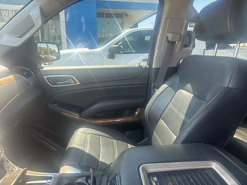 Used 2016 GMC Yukon XL Denali w/ Open Road Package RWD image 18
