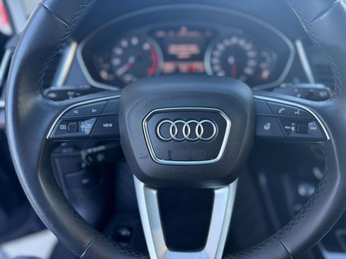 Used 2021 Audi Q5 Premium w/ Convenience Package image 14