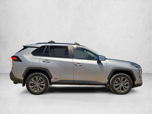 Used 2023 Toyota RAV4 XLE Premium AWD/4WD image 4