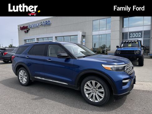 Used 2022 Ford Explorer Limited w/ Equipment Group 301A AWD/4WD image 1
