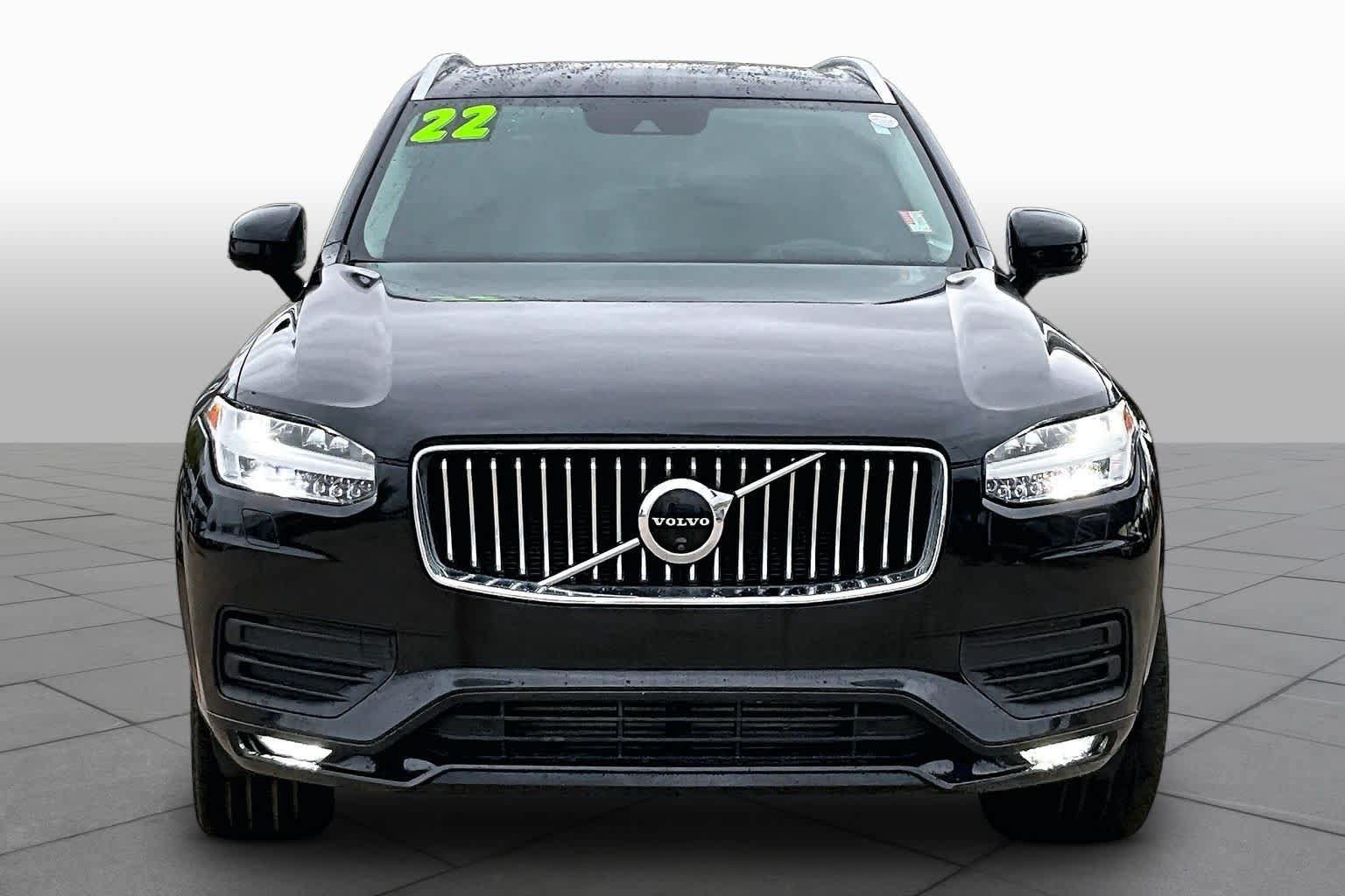 Used 2022 Volvo XC90 T6 Momentum w/ Advanced Package AWD/4WD image 4