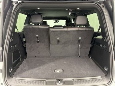 New 2025 Jeep Wagoneer Series II w/ Convenience Group I image 8