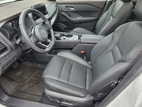 Used 2021 Nissan Rogue SL w/ Premium Package FWD image 16