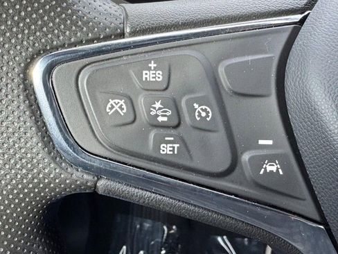 Used 2023 Chevrolet Malibu LT FWD image 21