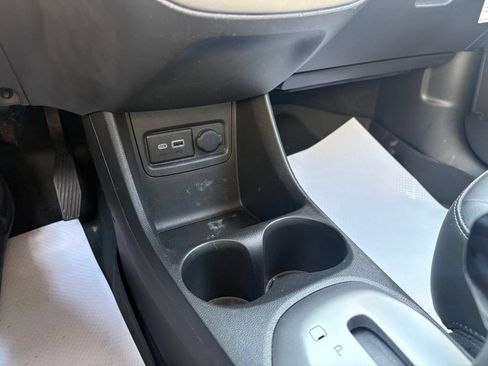Used 2022 Chevrolet Spark ACTIV FWD image 23
