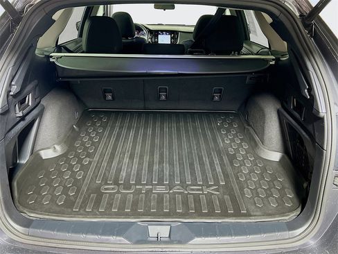 Used 2025 Subaru Outback Premium image 24