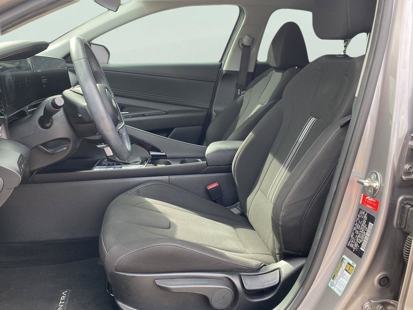 Used 2024 Hyundai Elantra SEL w/ Convenience Package FWD image 13