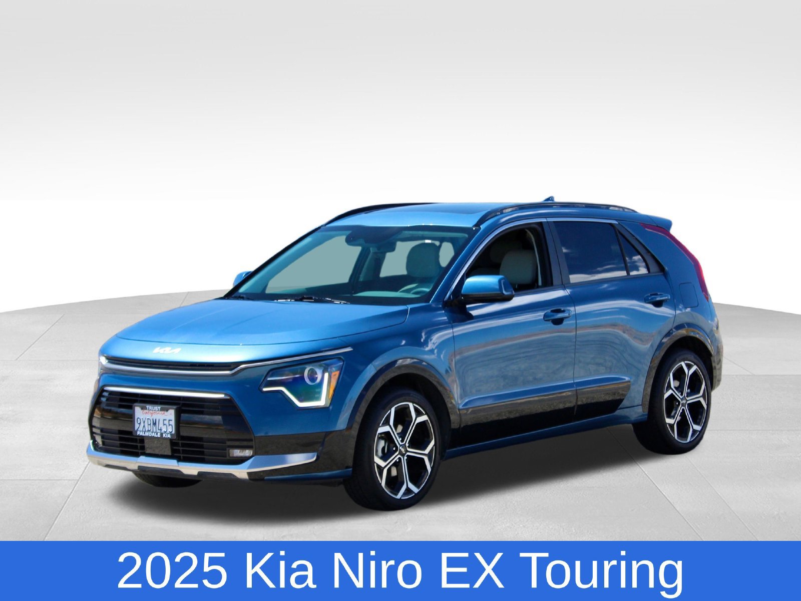 Used 2025 Kia Niro EX Touring FWD image 1