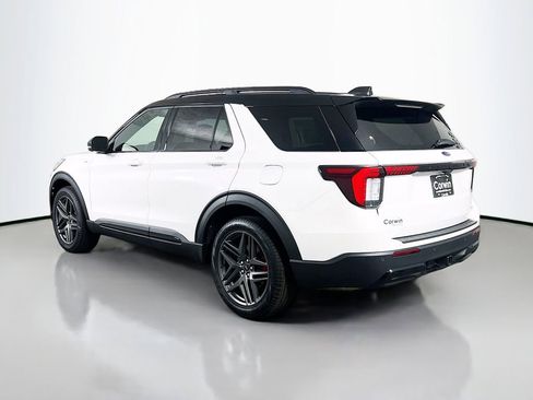 New 2026 Ford Explorer ST-Line w/ ST-Line Street Pack image 11
