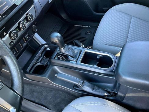 Used 2021 Toyota Tacoma SR image 13