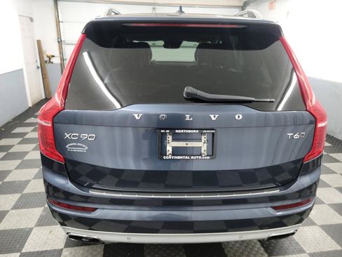 Used 2018 Volvo XC90 T6 Momentum w/ Convenience Package AWD/4WD image 5