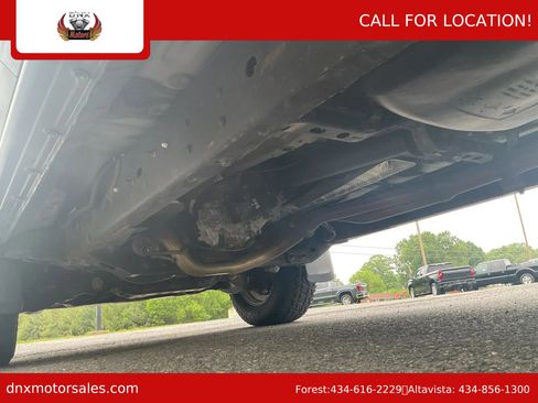 Used 2021 Toyota Tacoma TRD Sport w/ Technology Package AWD/4WD image 18