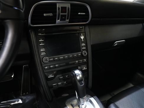 Used 2013 Porsche 911 4 Coupe AWD/4WD image 35