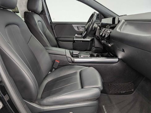 Certified 2021 Mercedes-Benz GLA 250 4MATIC image 37