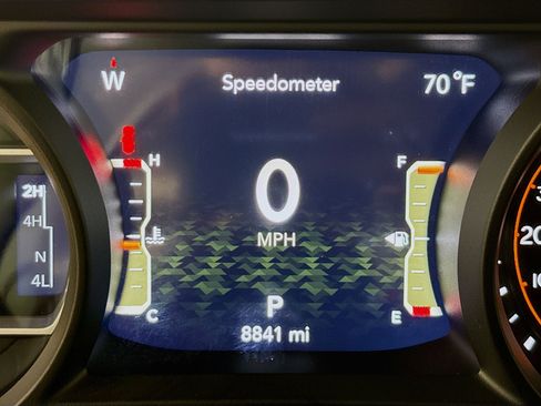 Used 2025 Jeep Wrangler Unlimited Sport AWD/4WD image 13