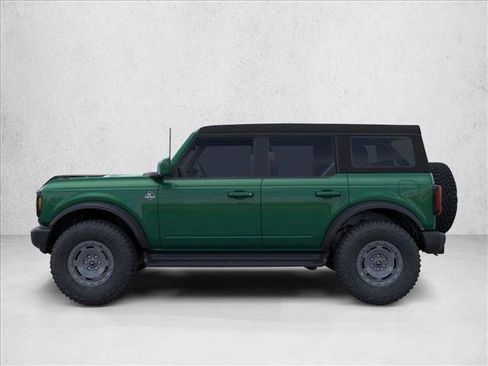New 2025 Ford Bronco Outer Banks w/ Sasquatch Package image 2