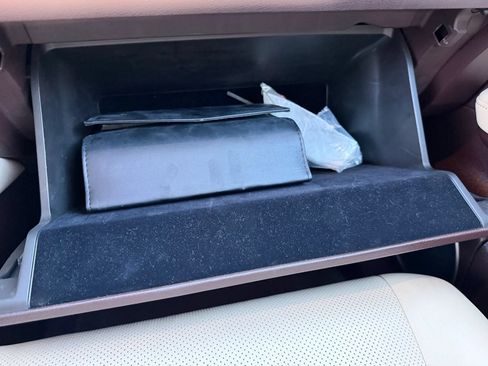 Used 2019 Lexus RX 450hL Premium w/ Premium Package AWD/4WD image 37