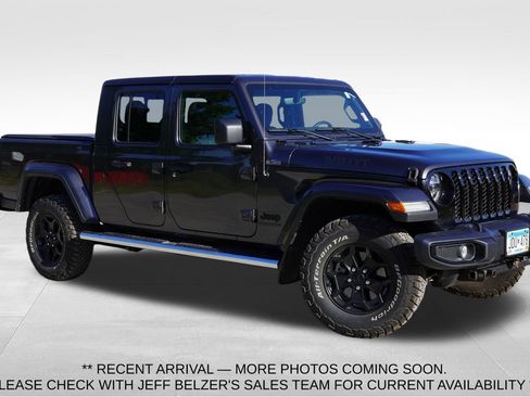 Used 2022 Jeep Gladiator Sport AWD/4WD image 1