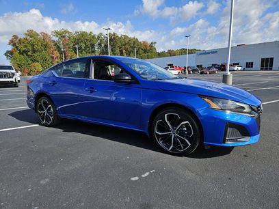 Used 2025 Nissan Altima 2.5 SR