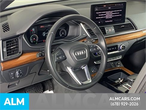 Used 2022 Audi Q5 e Premium image 8