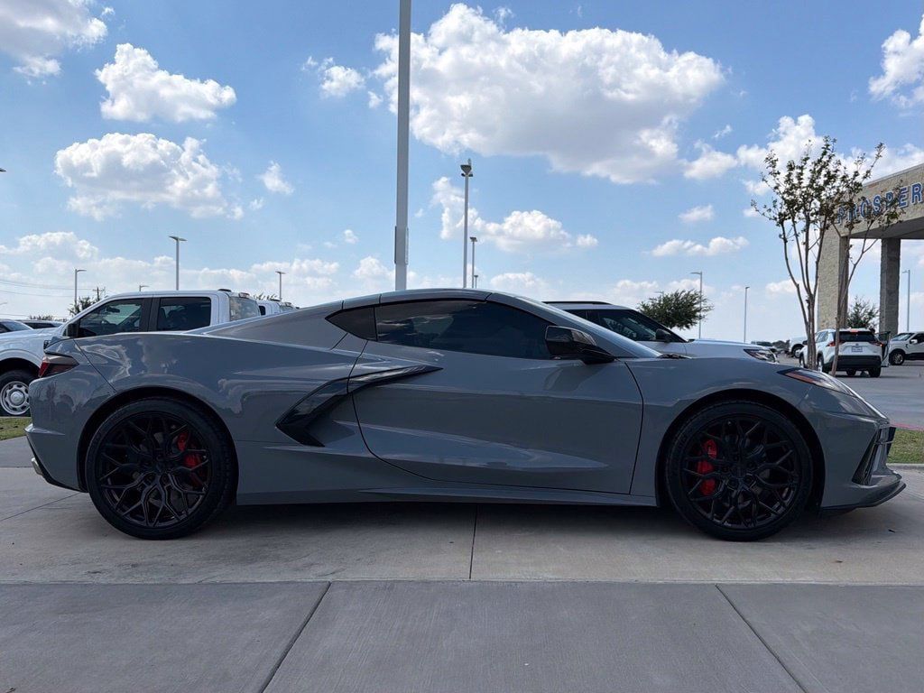 Used 2024 Chevrolet Corvette Stingray Coupe w/ 1LT RWD image 21
