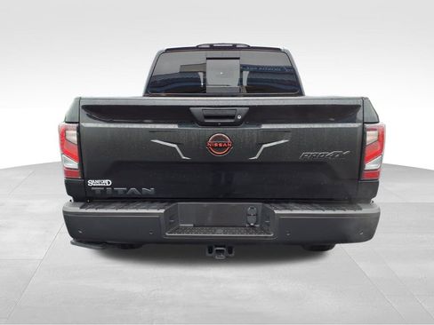 Used 2024 Nissan Titan PRO-4X w/ Pro-4x Convenience Package image 26