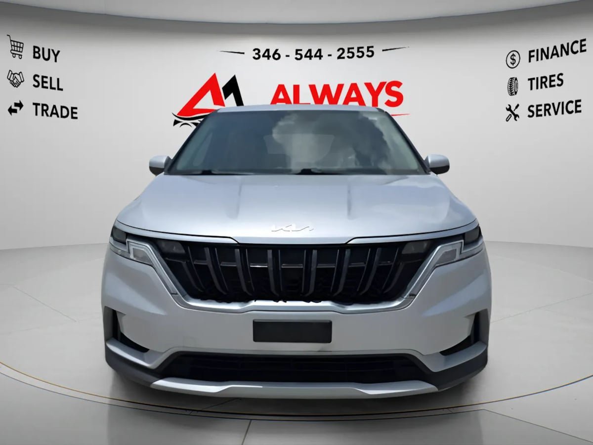Used 2022 Kia Carnival LX FWD image 4
