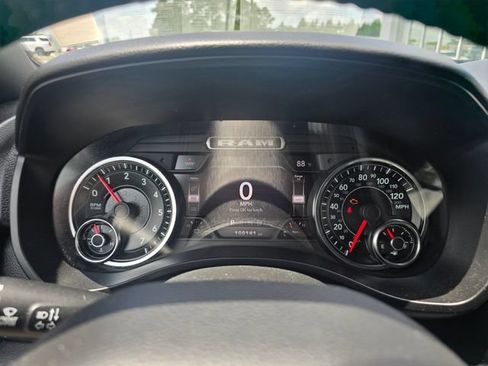 Used 2020 RAM 1500 Big Horn AWD/4WD image 13