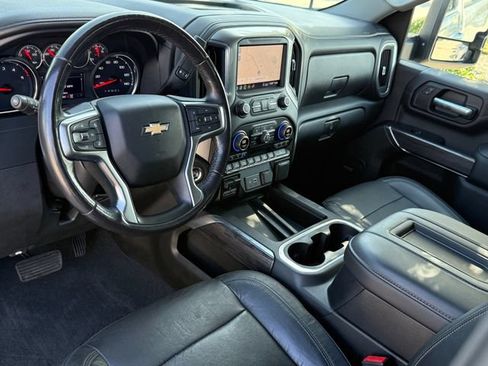 Used 2020 Chevrolet Silverado 2500 LTZ w/ LTZ Plus Package AWD/4WD image 11