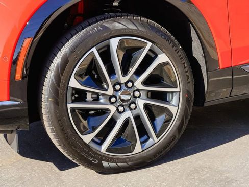 New 2026 Cadillac Optiq Sport 2 RWD image 7