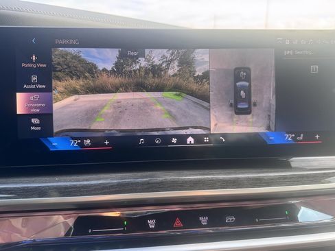 Used 2026 BMW 740i xDrive image 7