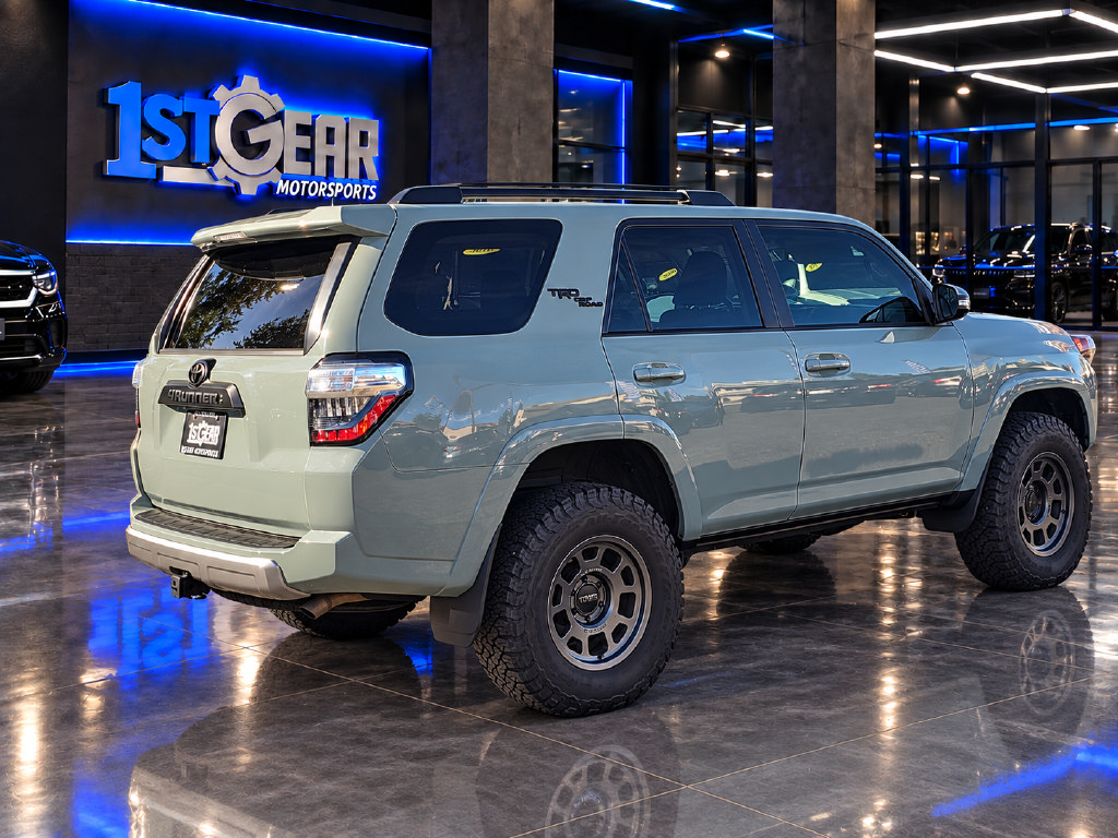 Used 2022 Toyota 4Runner TRD Off-Road Premium AWD/4WD image 5