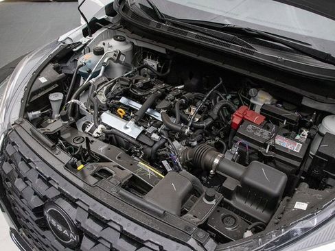 New 2025 Nissan Kicks Play S image 28