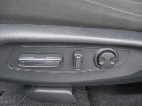 Certified 2024 Honda CR-V EX image 13