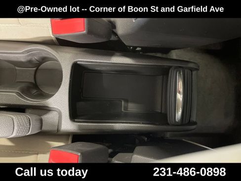 Used 2017 Buick Encore Essence AWD/4WD image 28
