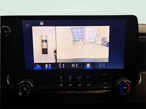 Certified 2023 Chevrolet Colorado Trail Boss w/ Technology Package image 19