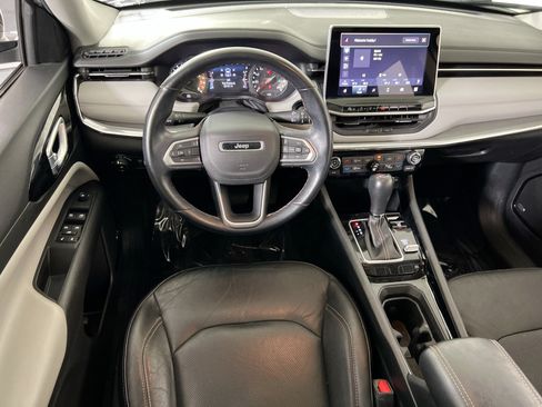Used 2022 Jeep Compass Limited w/ Sun and Sound Group AWD/4WD image 21