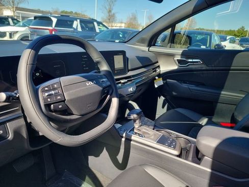 New 2026 Kia Sportage X-Line image 13