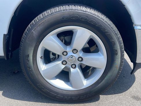 Used 2021 RAM 1500 Tradesman w/ Tradesman SXT Package image 9