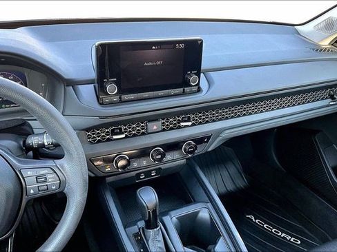 Certified 2023 Honda Accord EX image 14