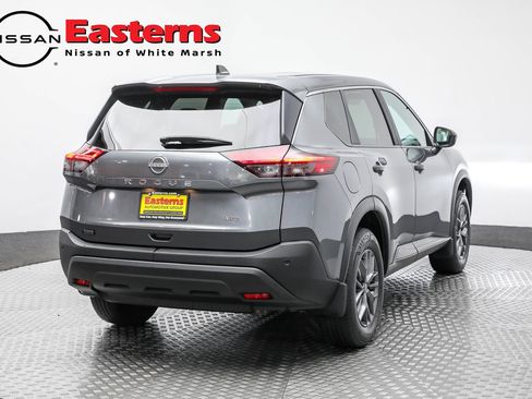 Used 2023 Nissan Rogue S image 8