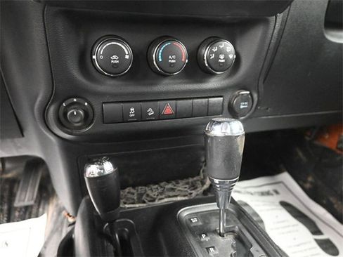 Used 2011 Jeep Wrangler Unlimited Sport image 26