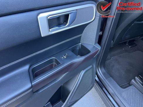 Used 2020 Ford Explorer XLT w/ Equipment Group 202A RWD image 39