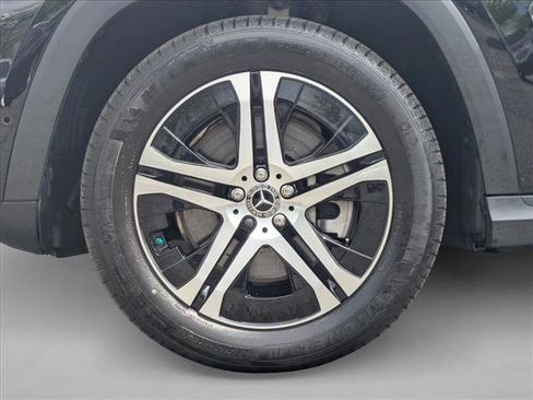 Used 2023 Mercedes-Benz GLS 450 4MATIC image 27