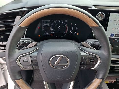 Used 2024 Lexus RX 350 Premium w/ Cold Area Package AWD/4WD image 20