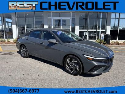 Used 2025 Hyundai Elantra SEL