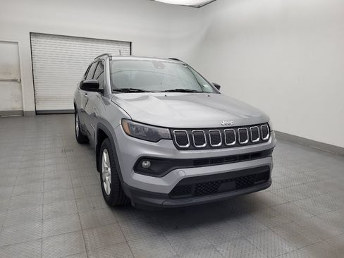 Used 2022 Jeep Compass Latitude FWD image 14