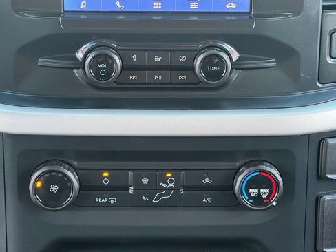 Used 2022 Ford F150 XLT image 31