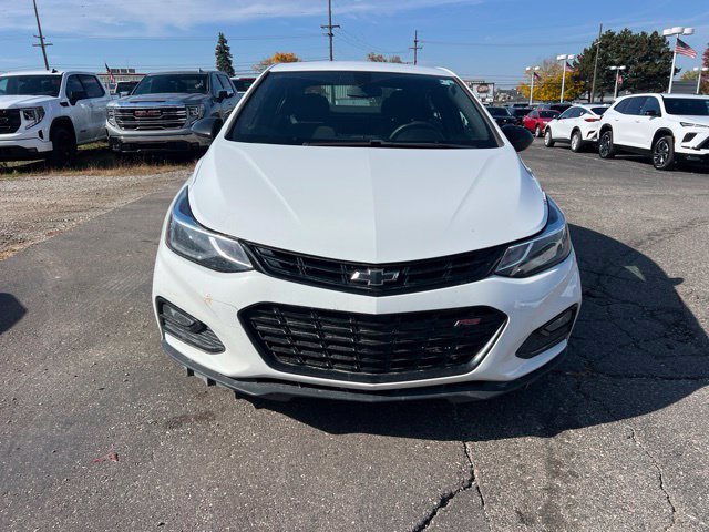Used 2018 Chevrolet Cruze LT w/ Convenience Package FWD image 2