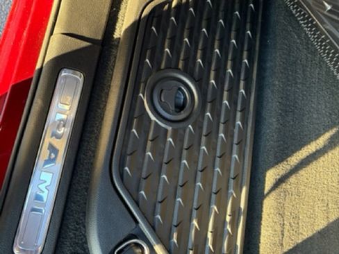 Used 2022 RAM 1500 Laramie image 35